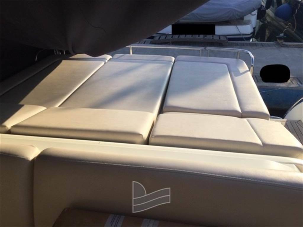 Princess yachts V 48