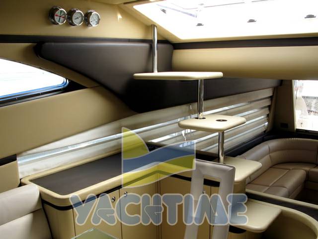 Ferretti 680