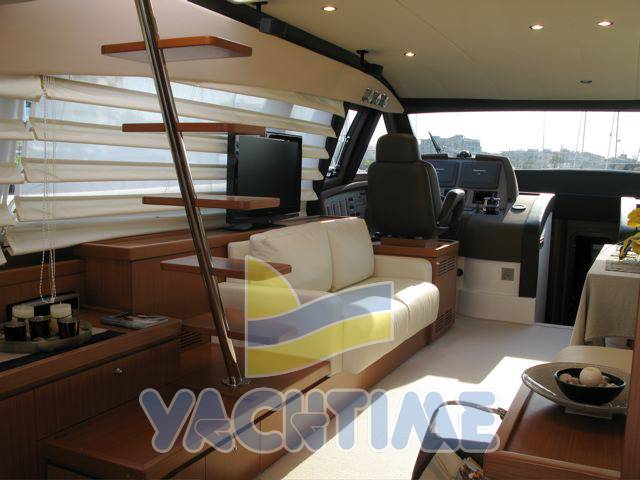 Ferretti 592