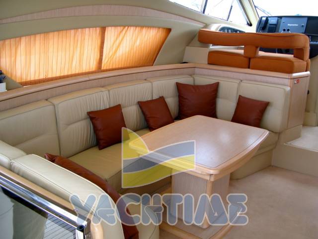 Ferretti 460