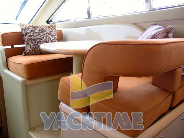 Ferretti 460
