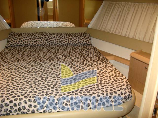 Ferretti 460