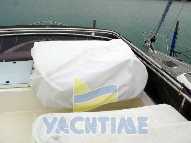 Ferretti 460