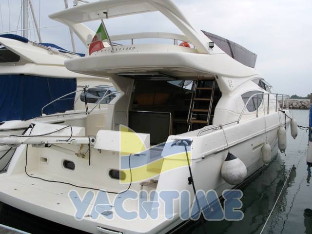Ferretti 460