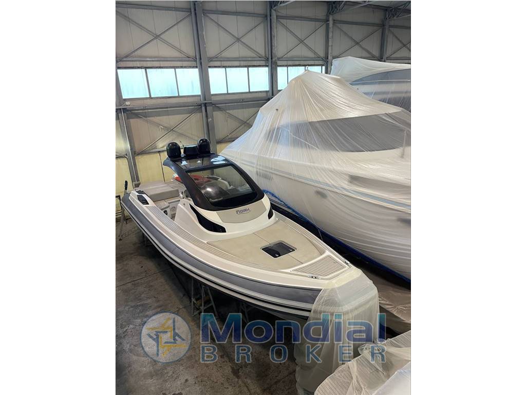 Noah 36 cabin