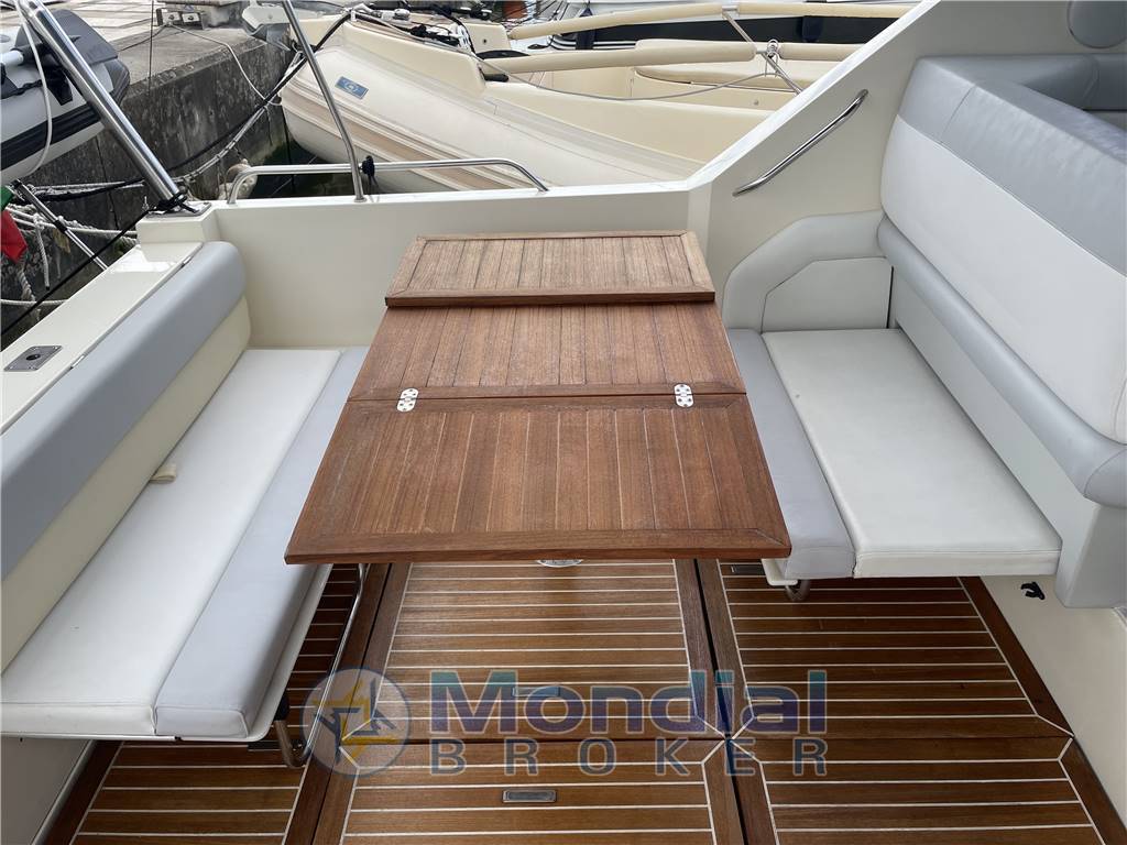 Cranchi 32 cruiser