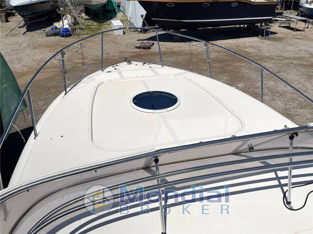 Mano marine 258 cabin