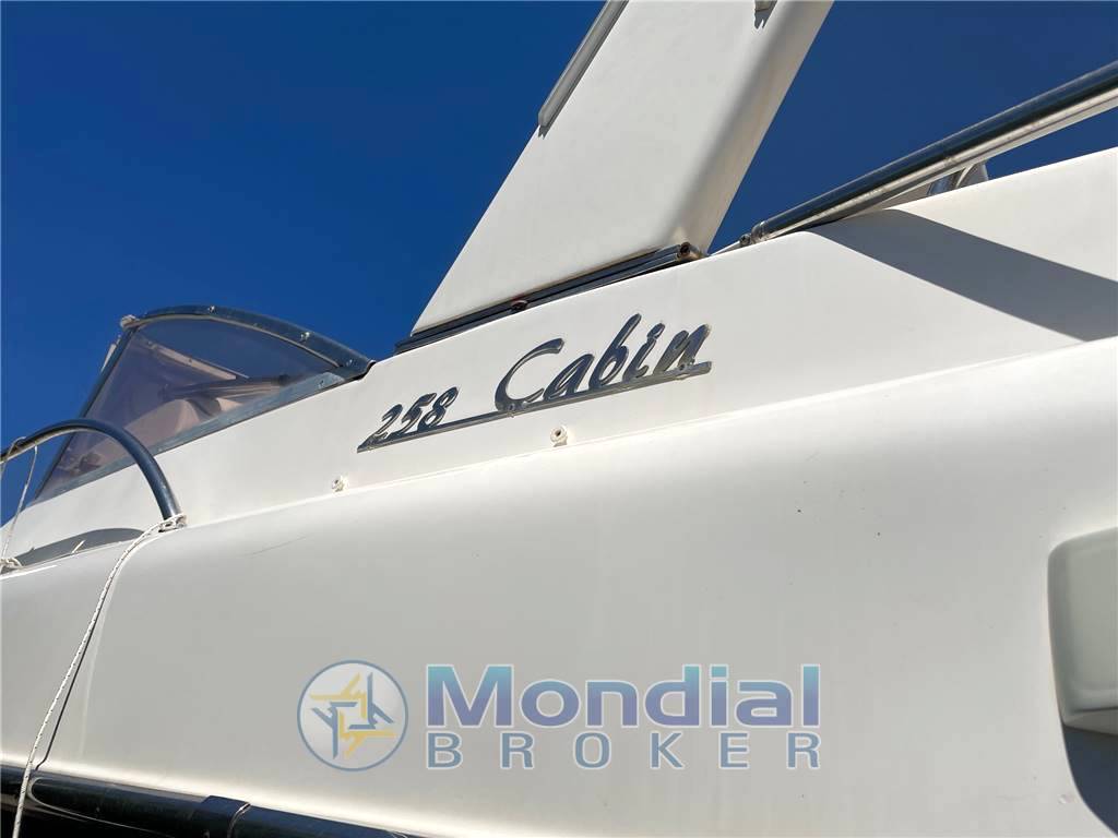 Mano marine 258 cabin