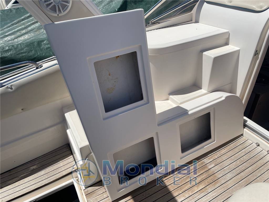 Mano marine 258 cabin