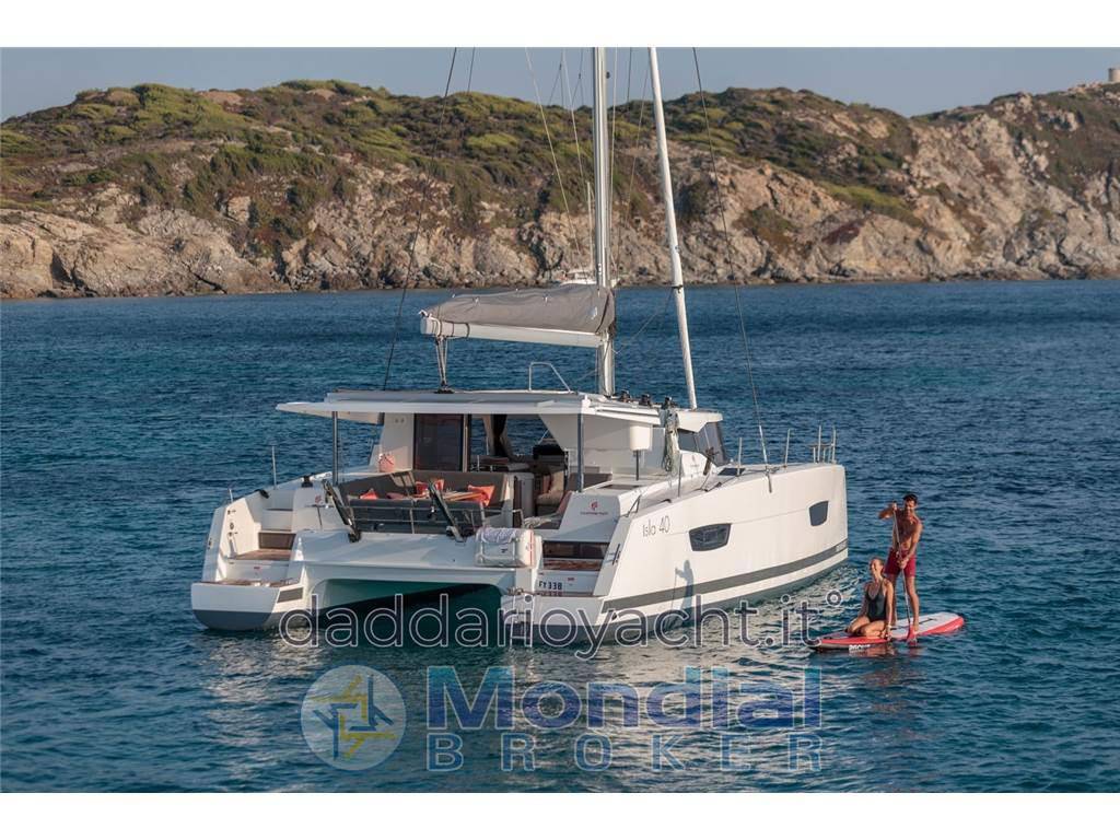 Fountaine pajot Isla 40