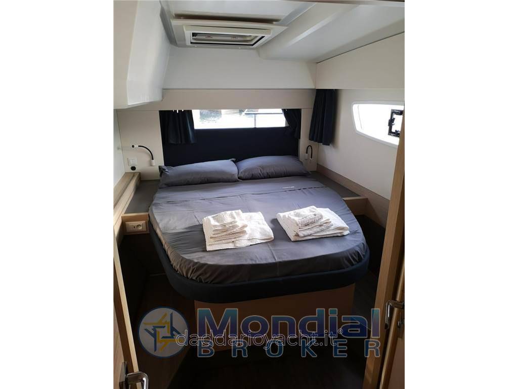 Fountaine pajot Astréa 42