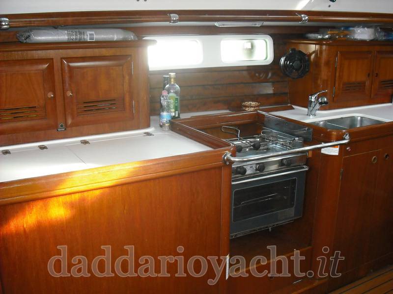 Beneteau Oceanis 461 (3)