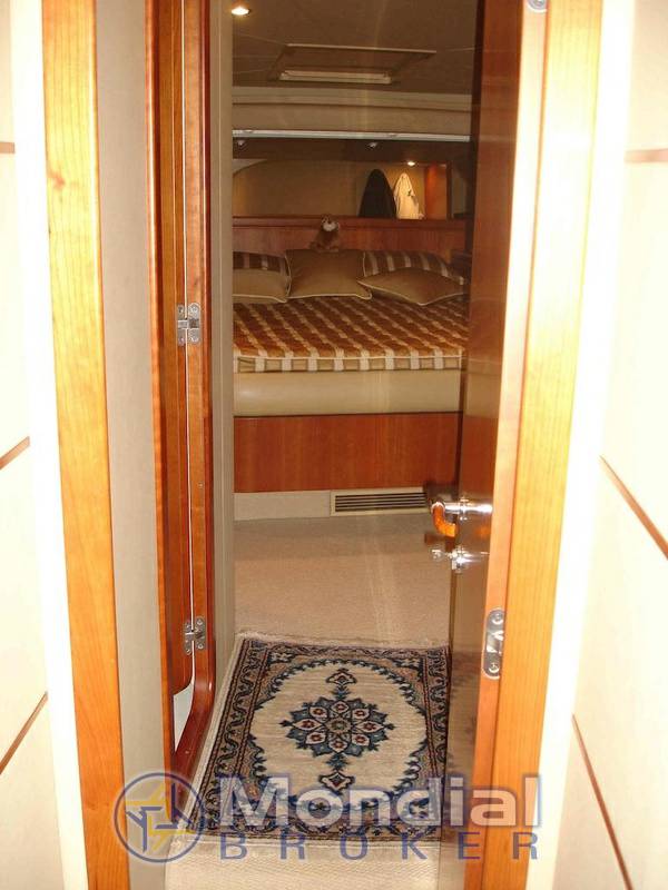 Ferretti 620