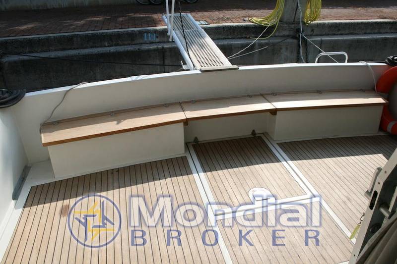 Ferretti 36 fly
