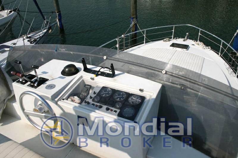 Ferretti 36 fly
