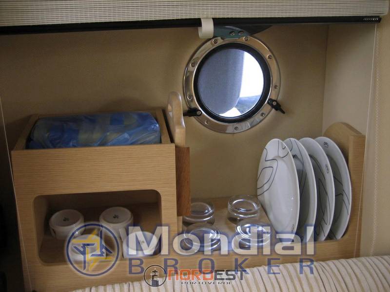 Cranchi Zaffiro 32 ht