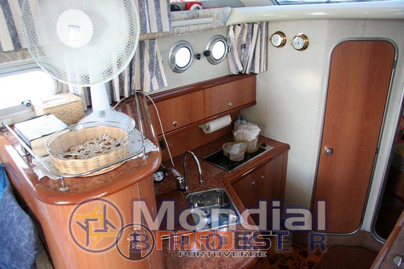 Sealine Fly 36