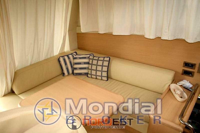 Cantieri estensi Goldstar 400 s