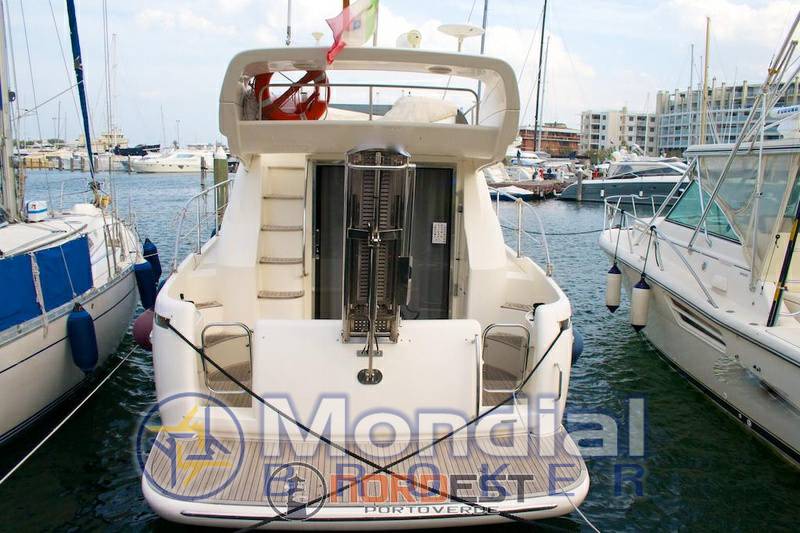 Azimut 39