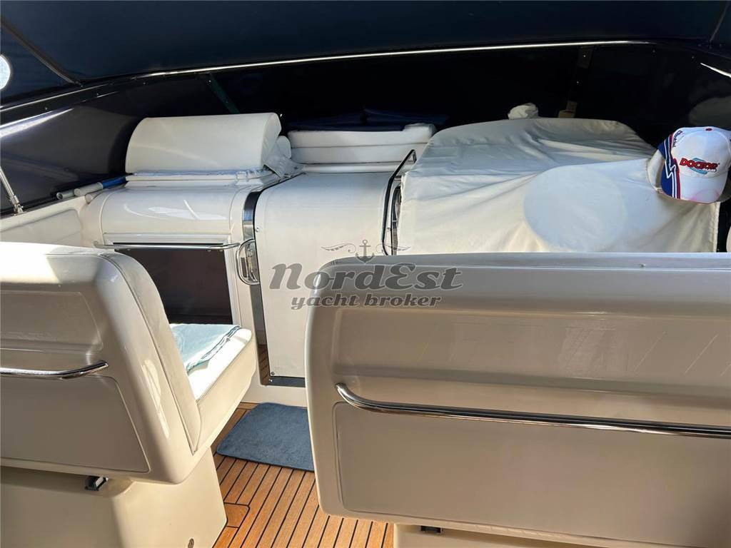 Fairline 34 targa
