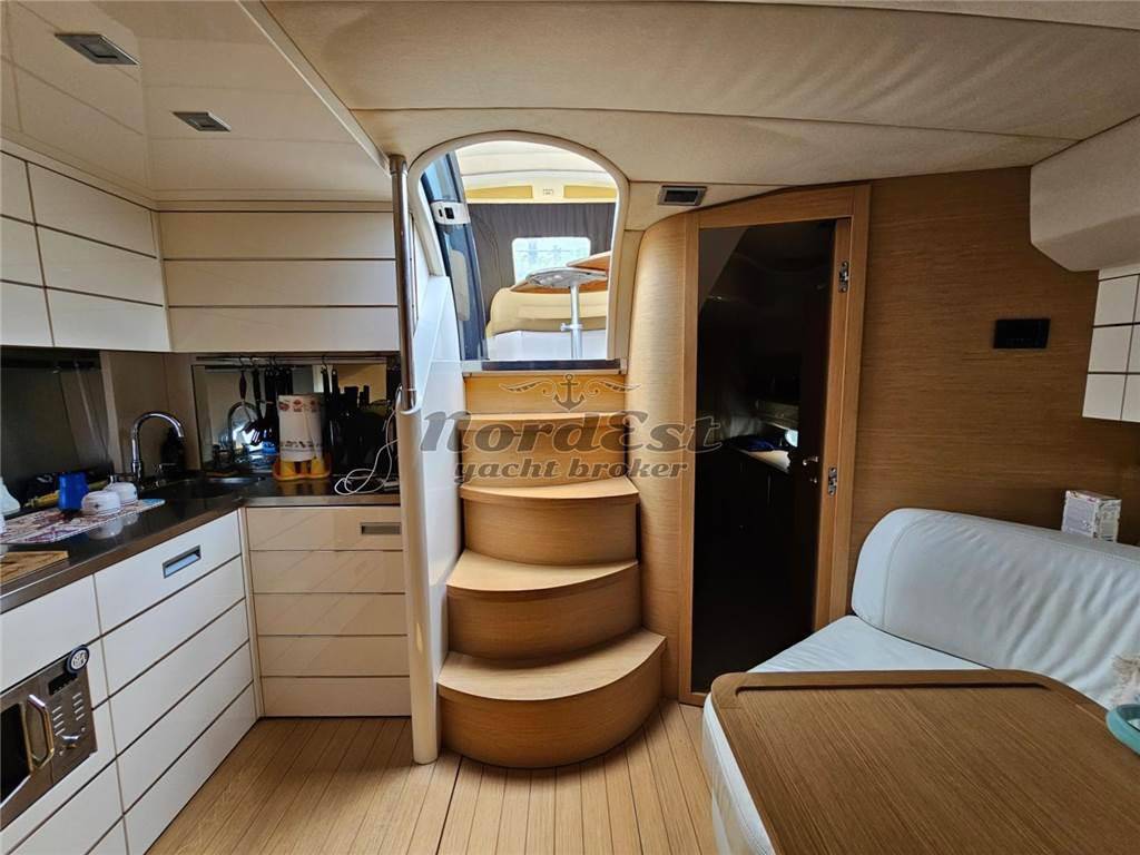 Sessa C42 ht- soft top