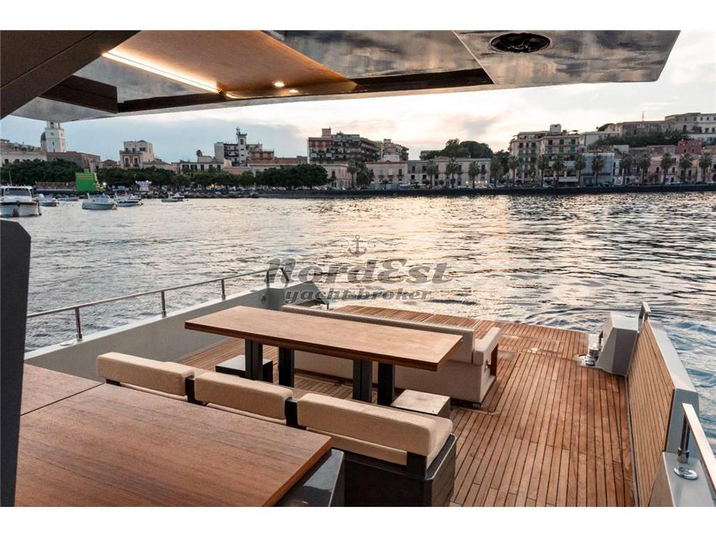 Awave Maxi rib 48