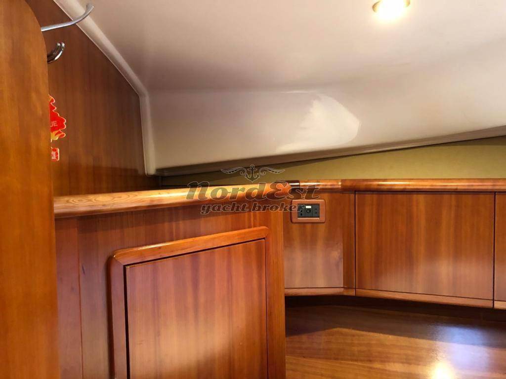 Cantieri estensi Goldstar 360 fly
