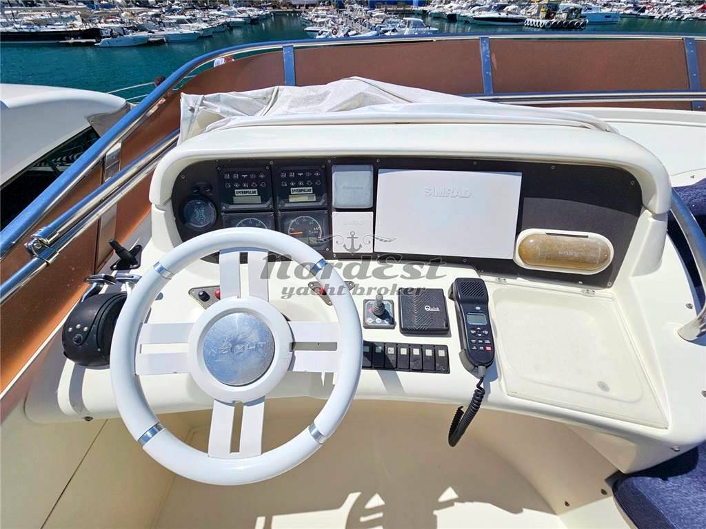 Azimut 55 fly evolution
