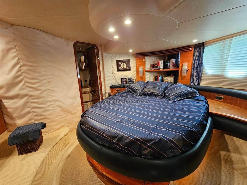 Azimut 55 fly evolution