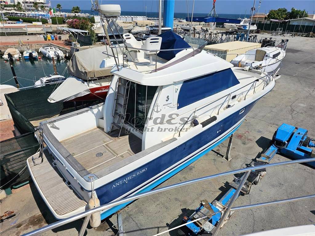 Beneteau Antares 10.80