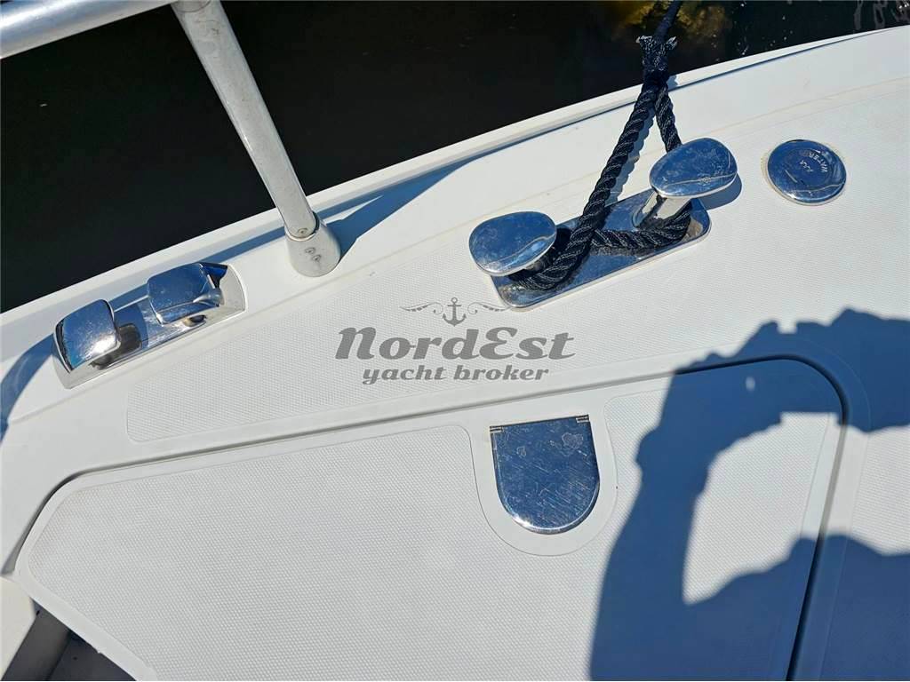 Ferretti 36 fly