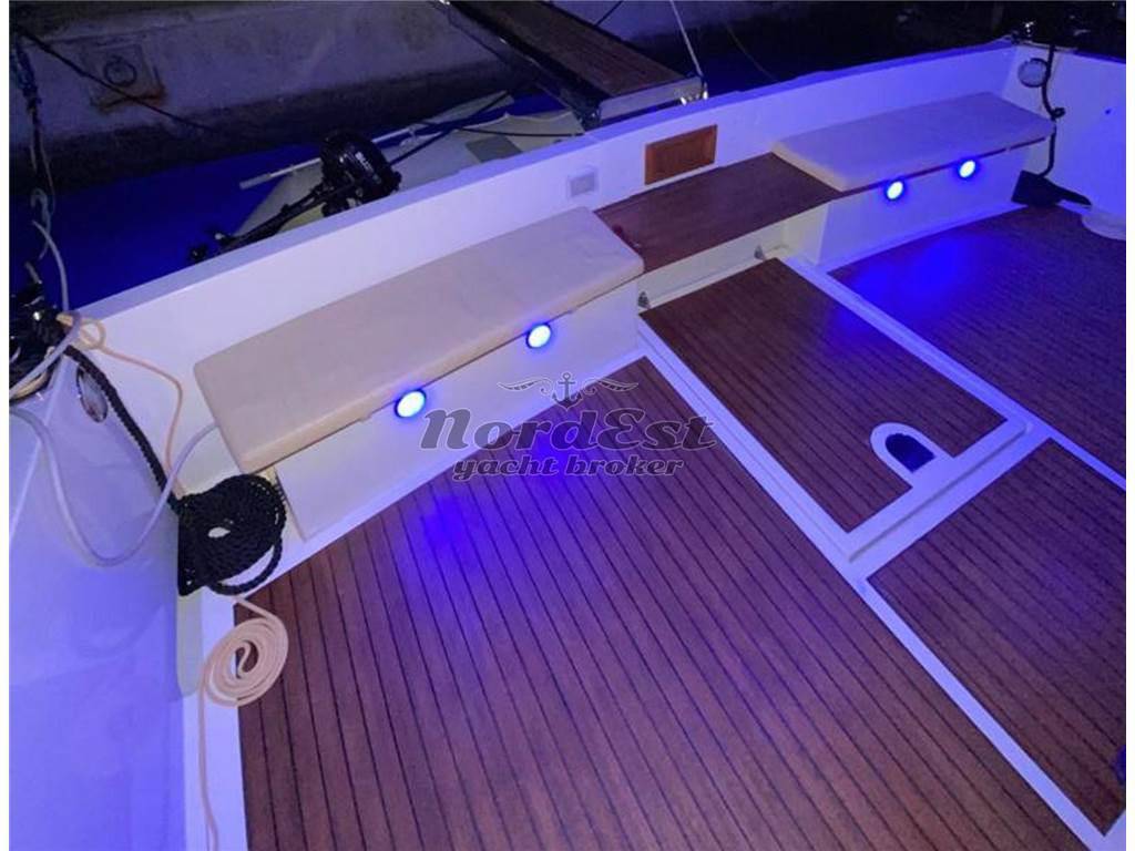 Ferretti 36 fly