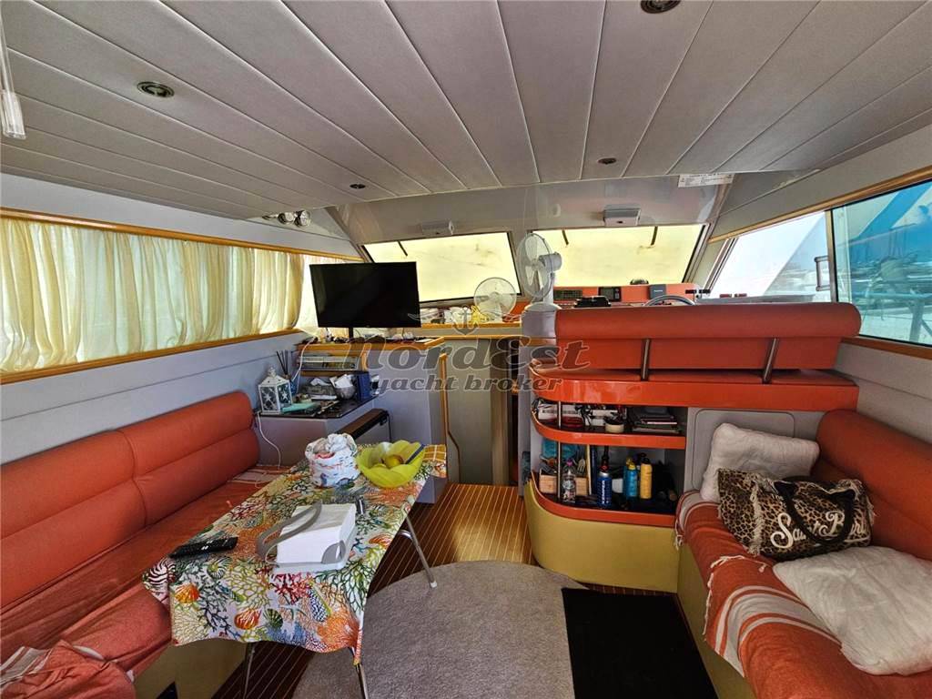 Ferretti 36 fly