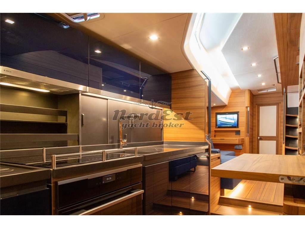 Ice yachts Ice 70