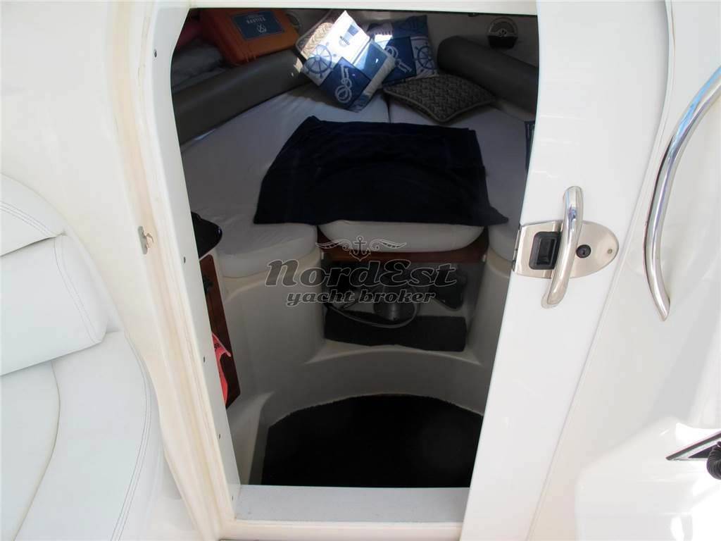 Edge water 265 express