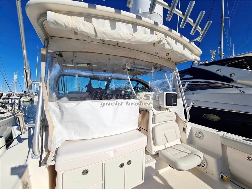 Tiara 3600 hard top ht