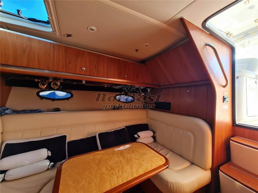 Tiara 3600 hard top ht