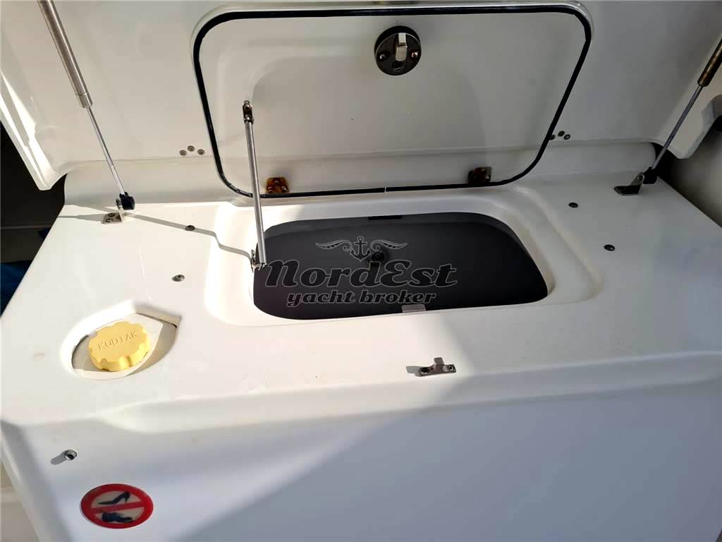Wellcraft 360 coastal
