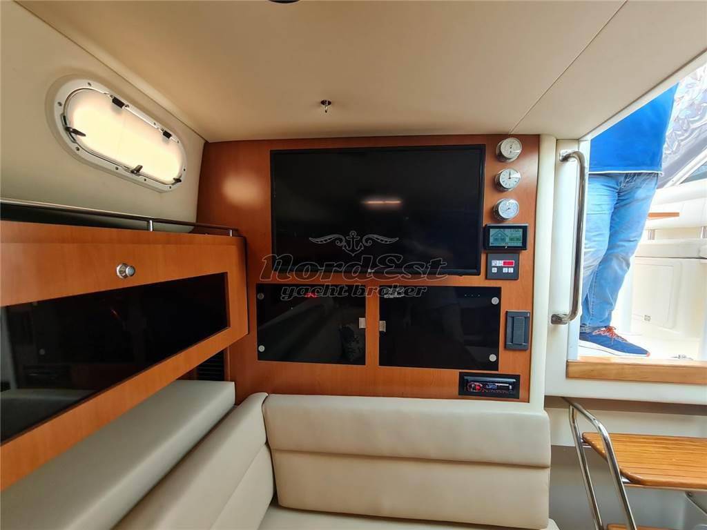 Wellcraft 360 coastal