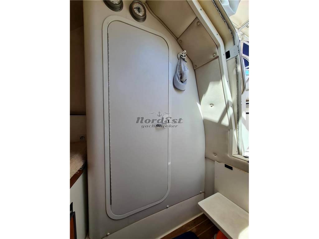 Boston whaler Outrage 28 (verado 300 - 2018)