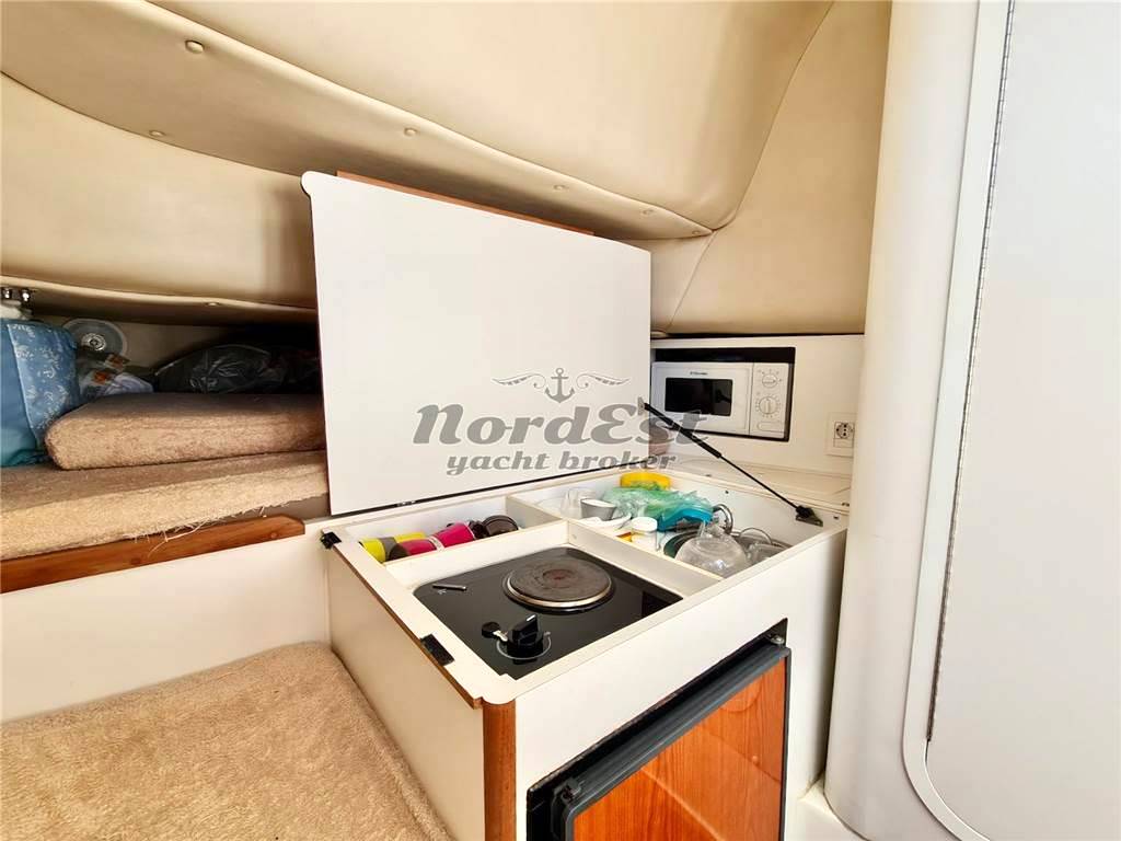 Boston whaler Outrage 28 (verado 300 - 2018)
