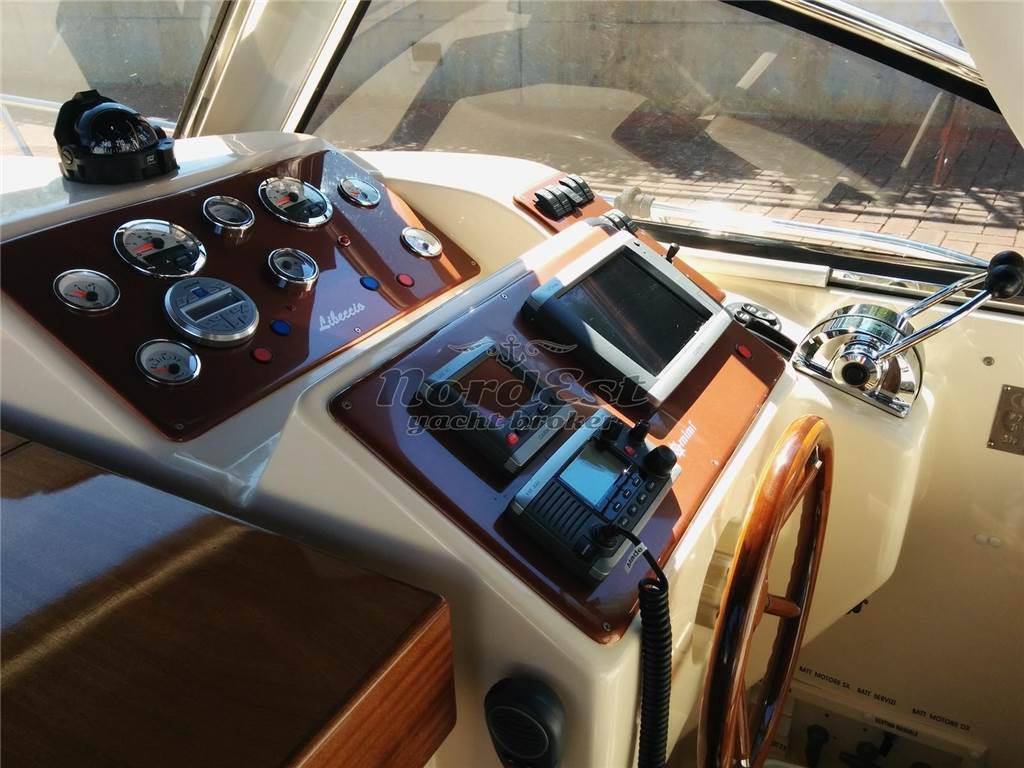 Mimi Libeccio 27 cabin