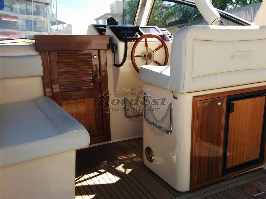 Mimi Libeccio 27 cabin