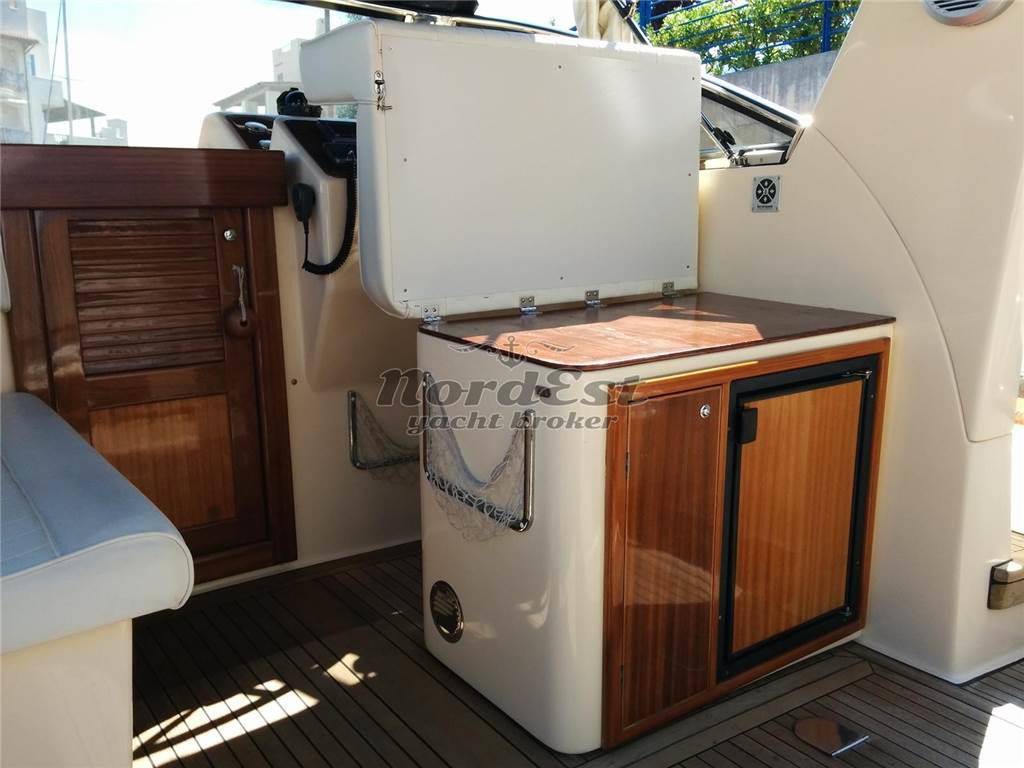 Mimi Libeccio 27 cabin
