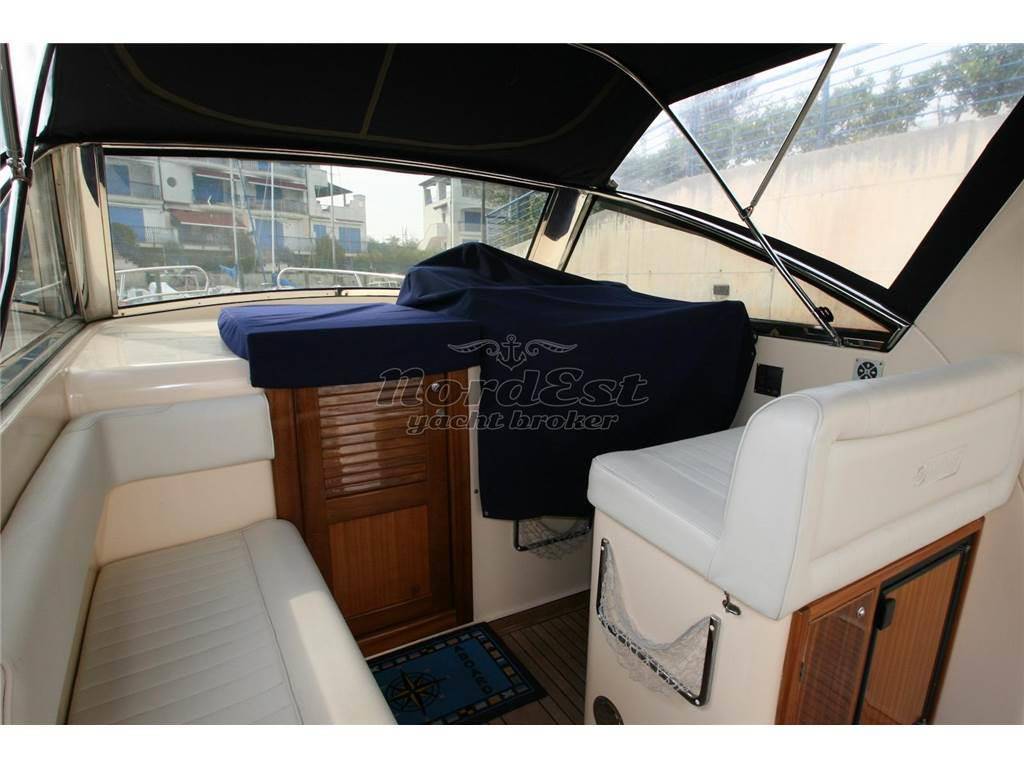 Mimi Libeccio 27 cabin