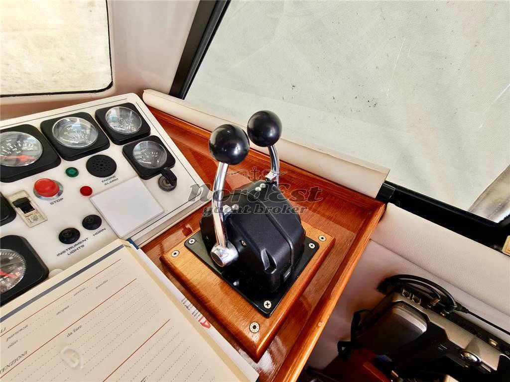 Riviera 39