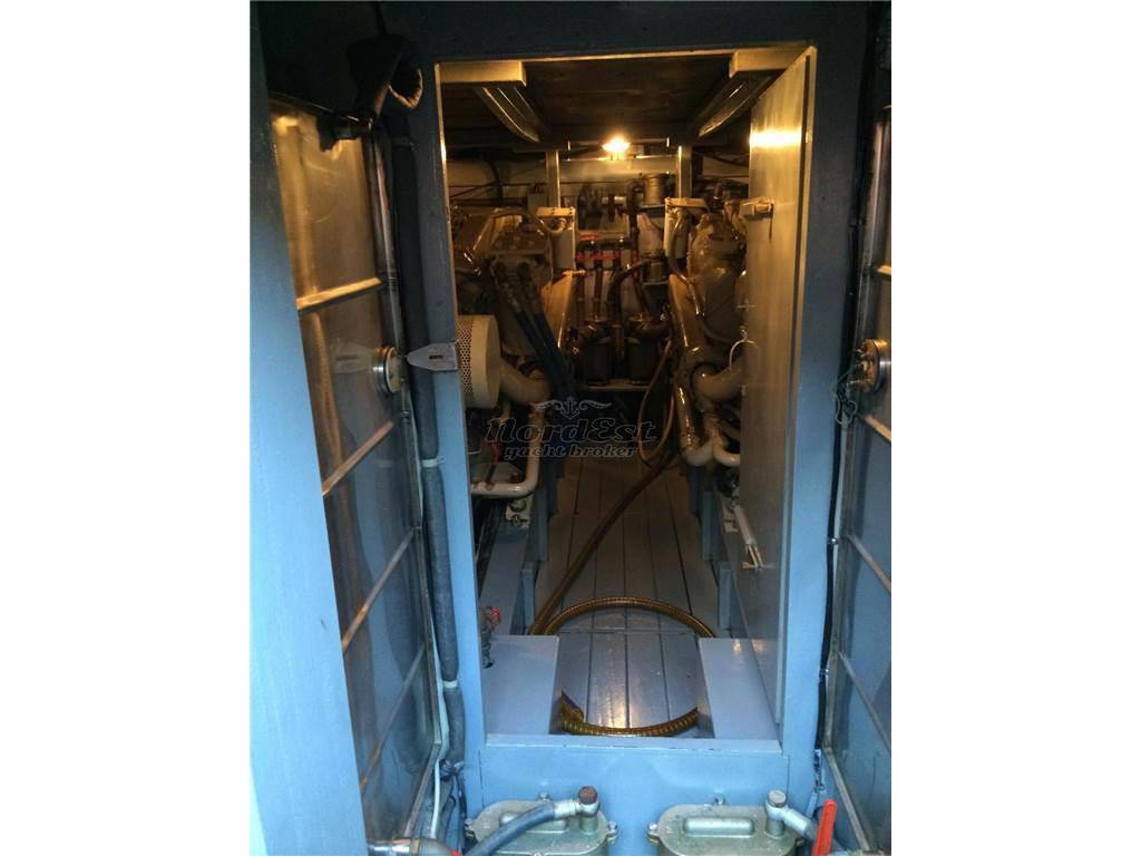Camuffo 48 fly