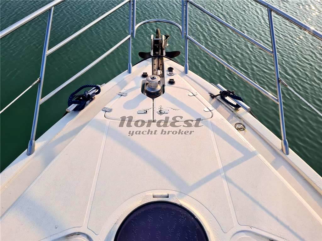 Azimut 55 fly