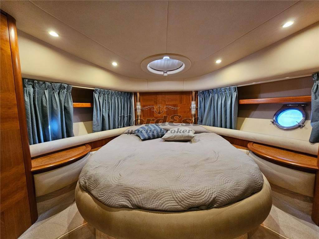 Azimut 55 fly