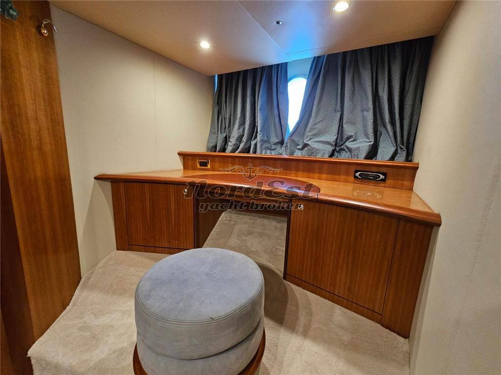 Azimut 55 fly
